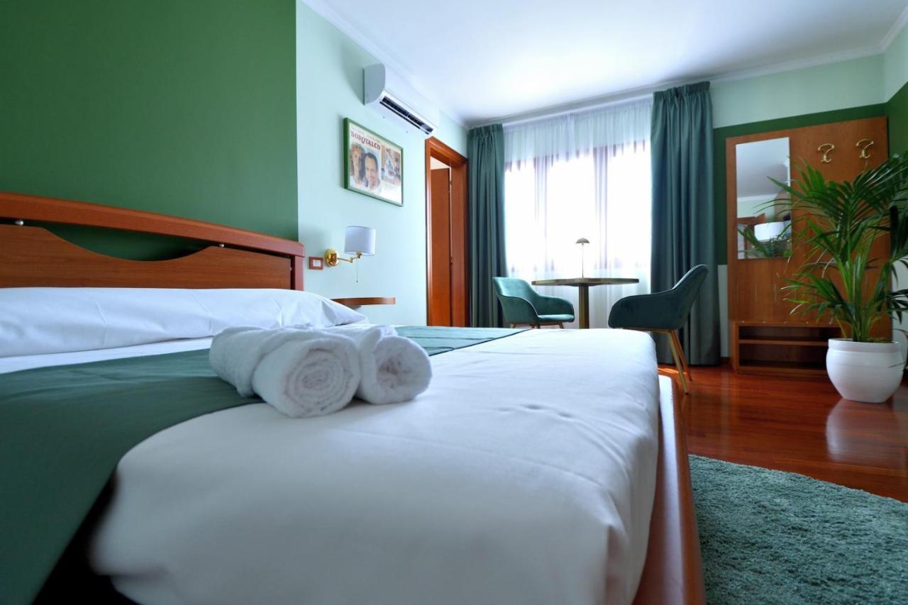 Le Cinema Bed & Breakfast Formia Exterior photo